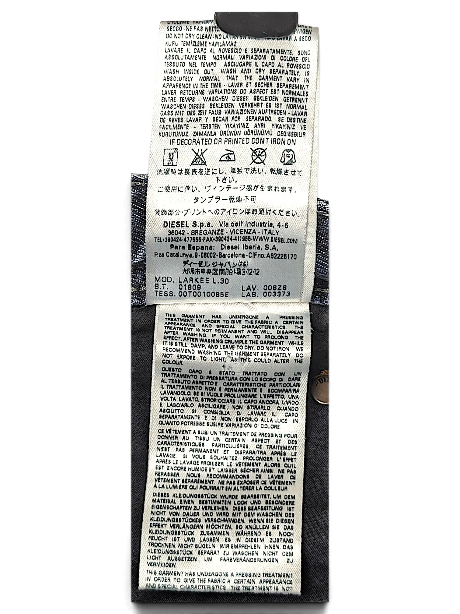 JAKE & IPI Diesel Larkee jeans interior care label with washing instructions and brand details
