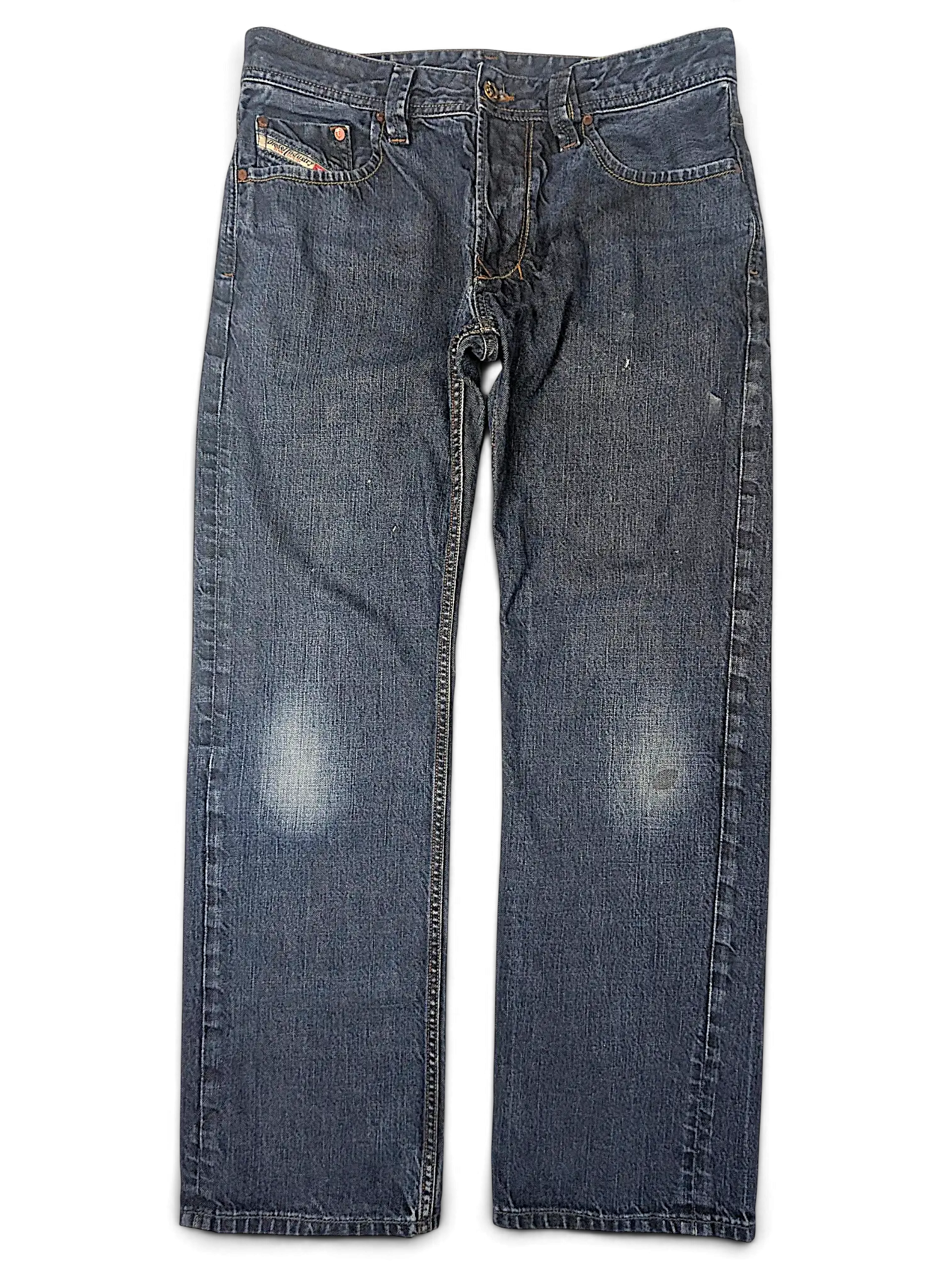 JAKE & IPI Diesel Larkee dark wash denim jeans with classic five-pocket construction and faded knee detail.