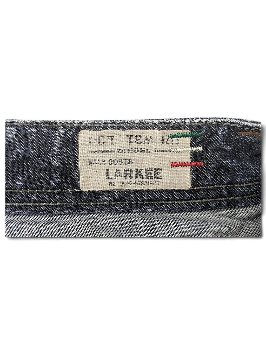 JAKE & IPI Diesel Larkee jeans interior label showing size W31 L30, wash 008Z8, and regular straight fit details.