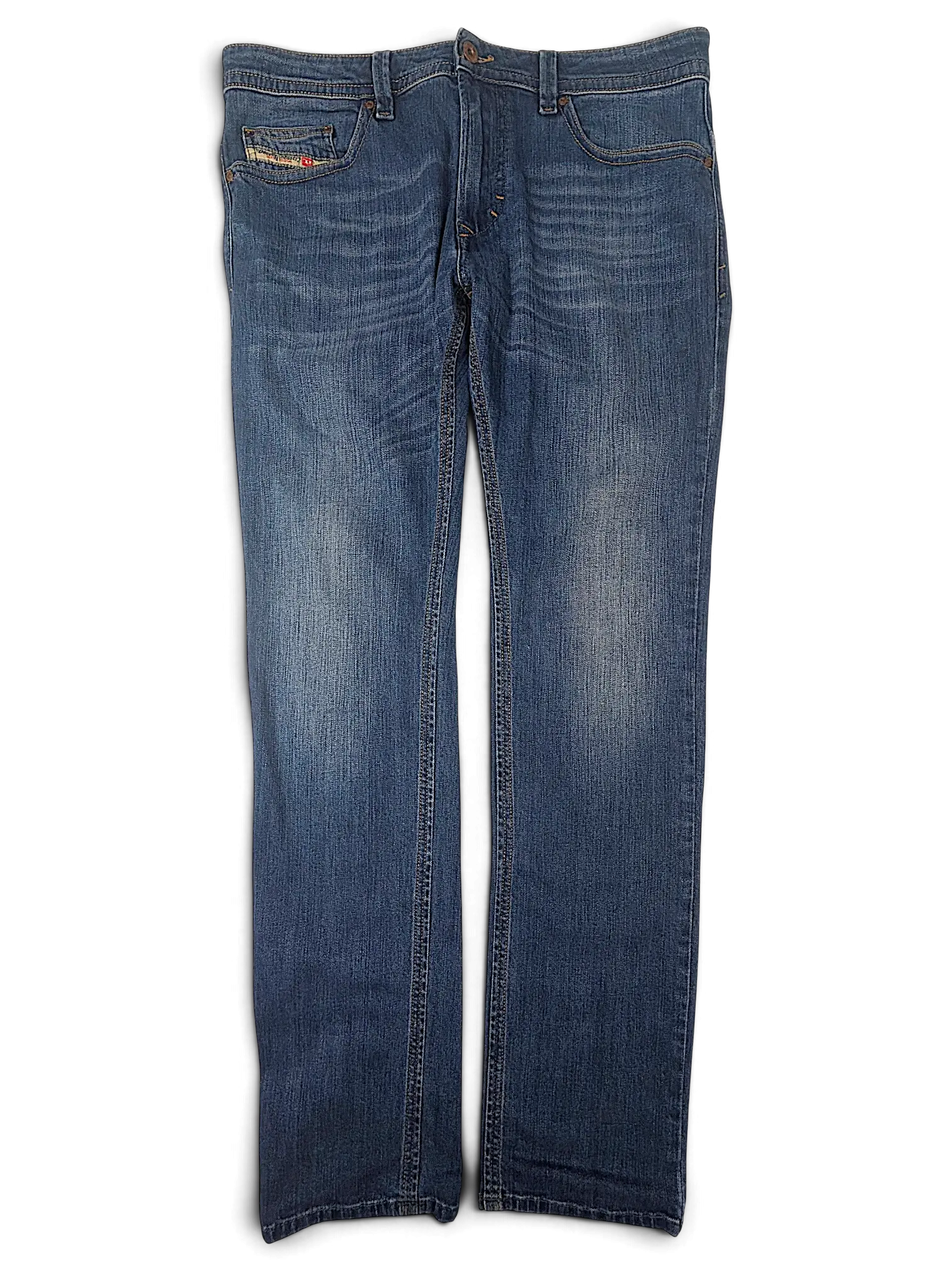 JAKE & IPI Diesel Thavar blue denim jeans with a classic five-pocket construction and faded wash finish.