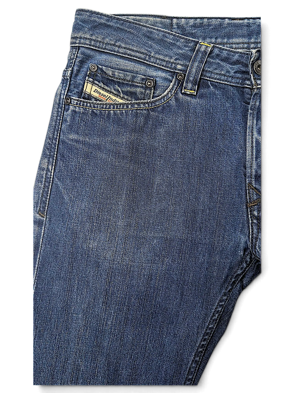 JAKE & IPI Diesel Vikerback blue denim jeans featuring a classic five-pocket construction and coin pocket detail.