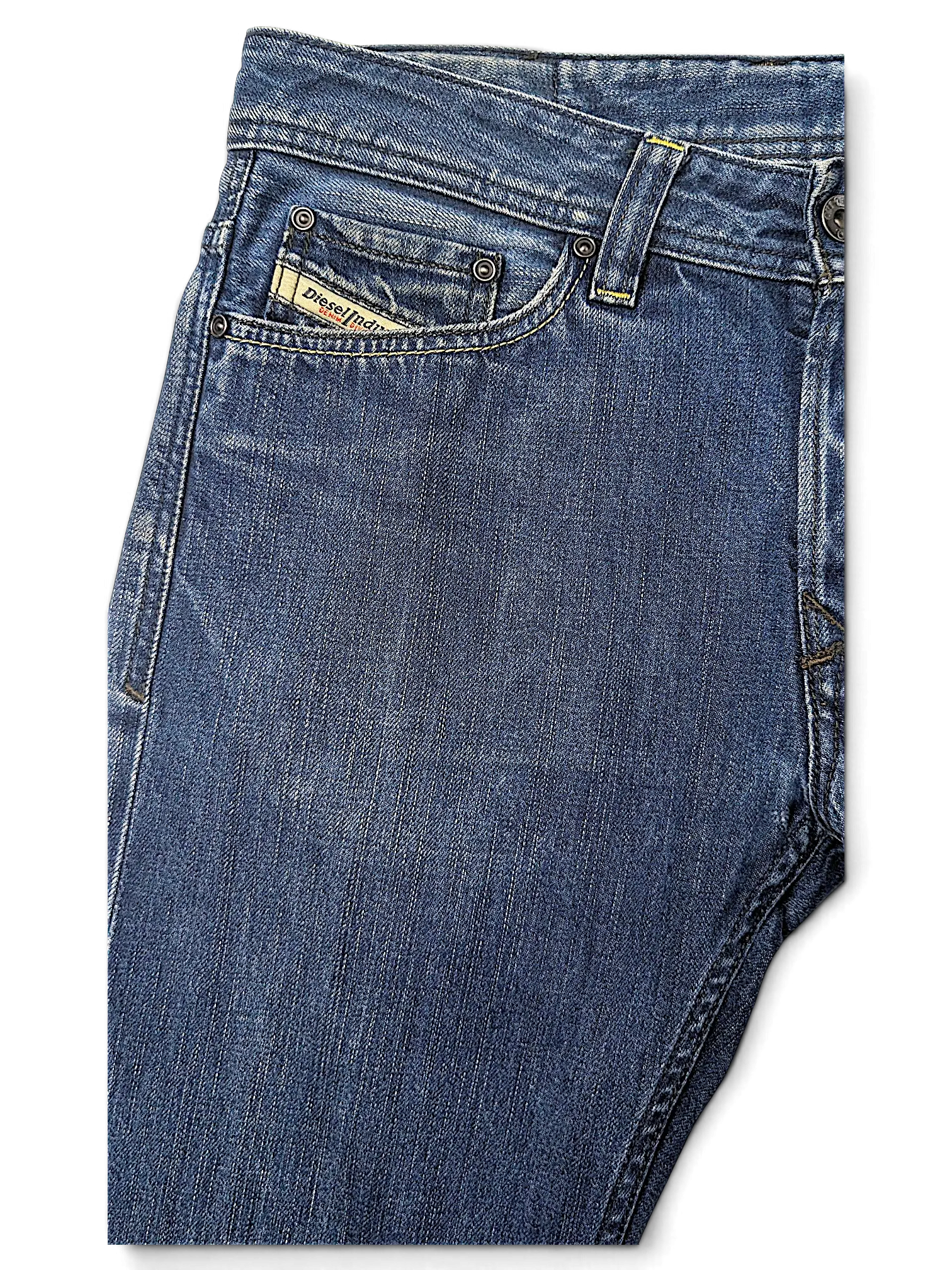 JAKE & IPI Diesel Vikerback blue denim jeans featuring a classic five-pocket construction and coin pocket detail.