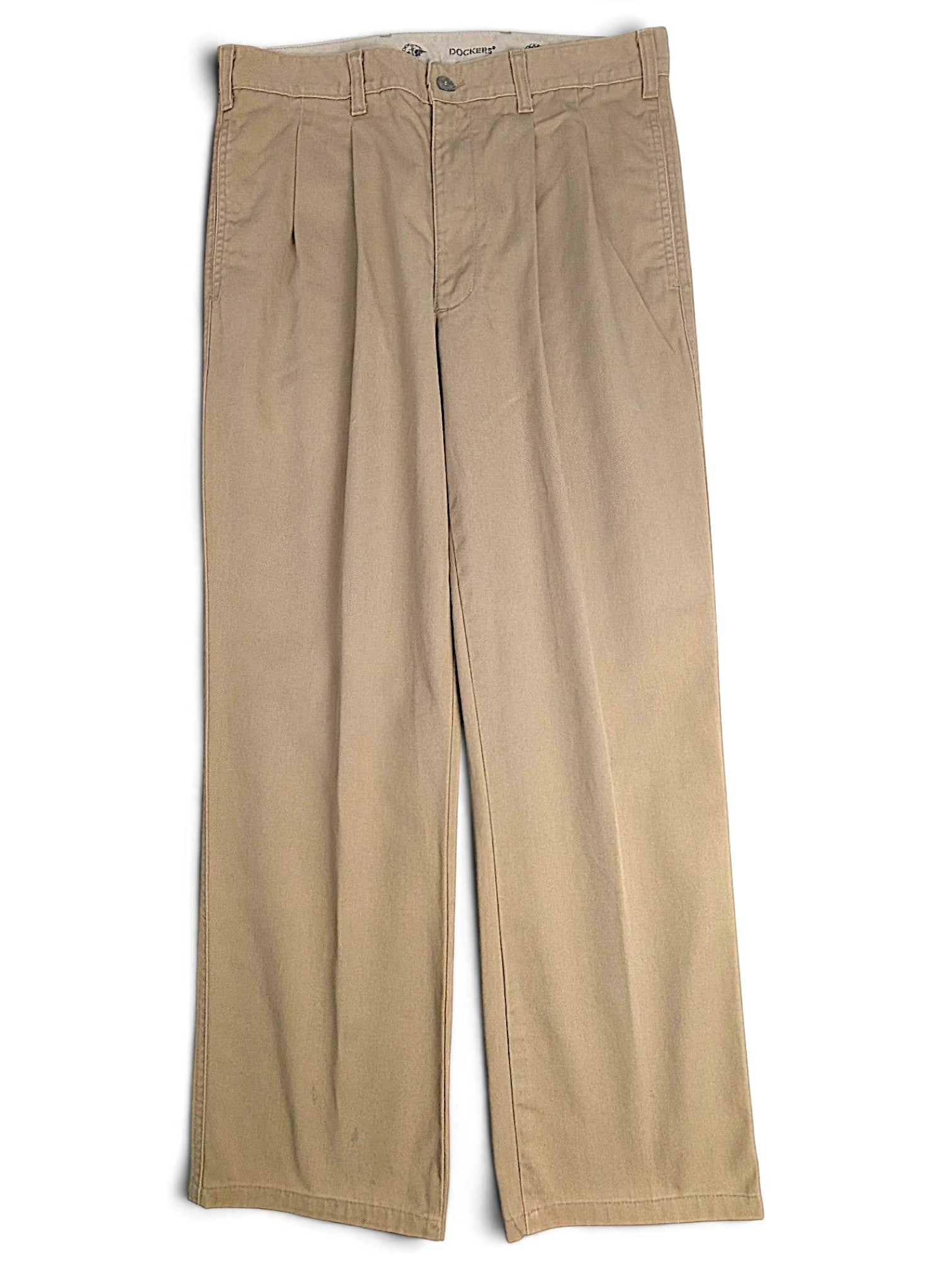 JAKE & IPI pre-owned Dockers beige pleated cotton chinos with a relaxed straight leg fit.