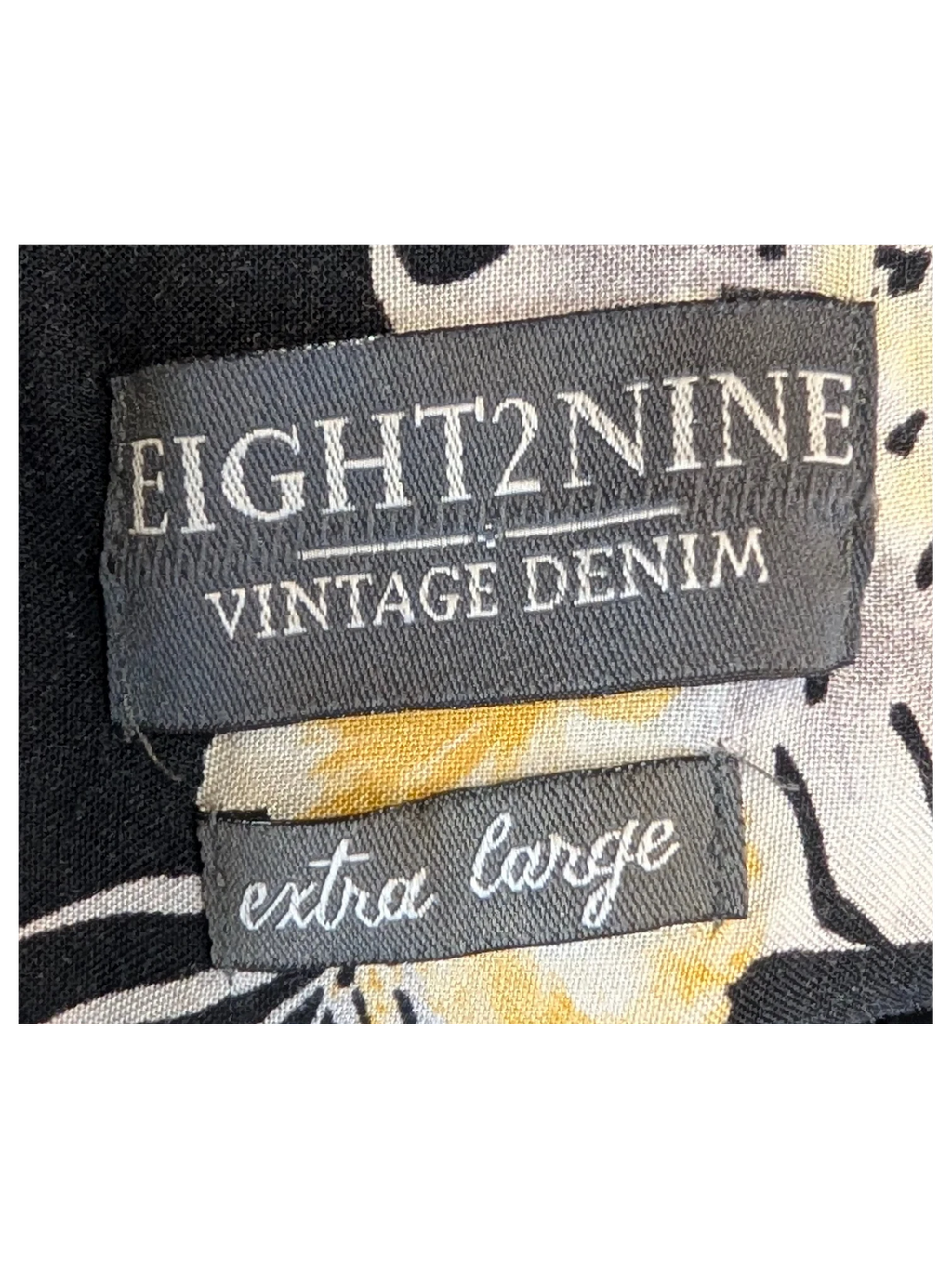 JAKE & IPI Eight2Nine black Hawaiian shirt with white and yellow tropical leaf print and size tag