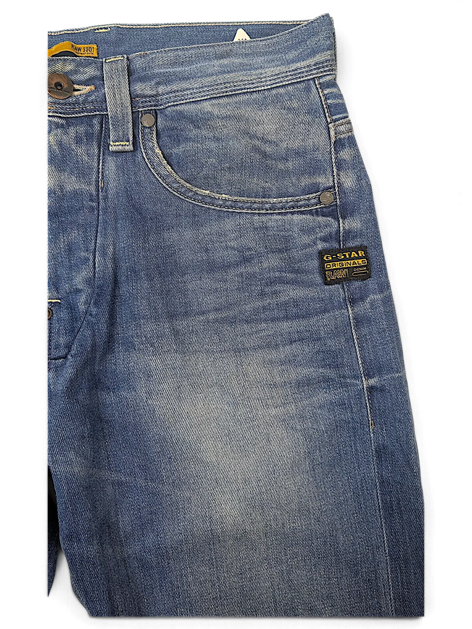 JAKE & IPI G-Star blue denim jeans featuring a classic five-pocket design and a branded patch on the front pocket.