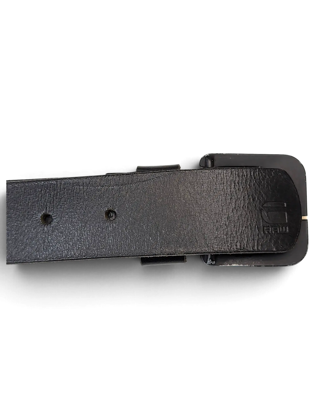 JAKE & IPI G-Star Raw black leather belt featuring a matte black buckle and embossed logo detail