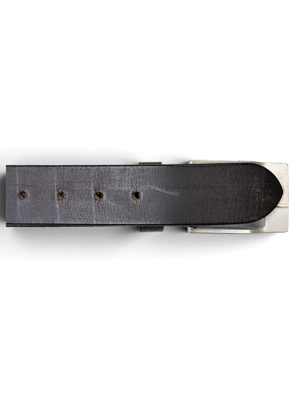 JAKE & IPI Tom Ramsey grey and black leather belt with a silver-toned metal buckle against a black background.