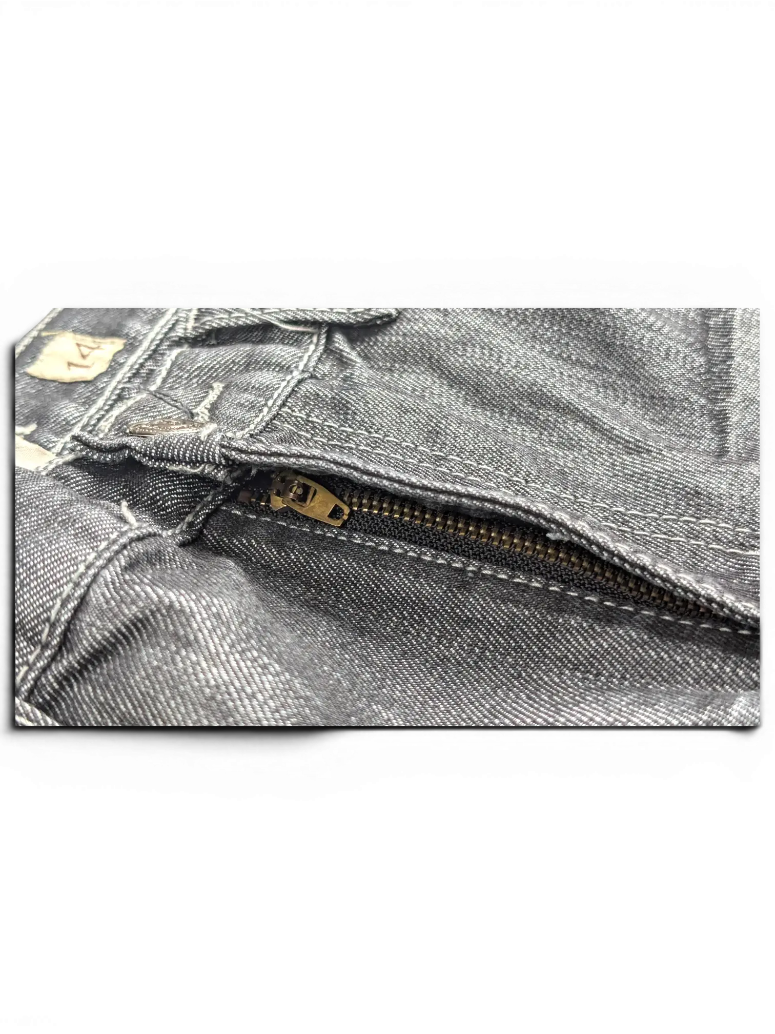 JAKE & IPI Old Skool grey denim jeans featuring a metal zipper fly and size 14 label detail.