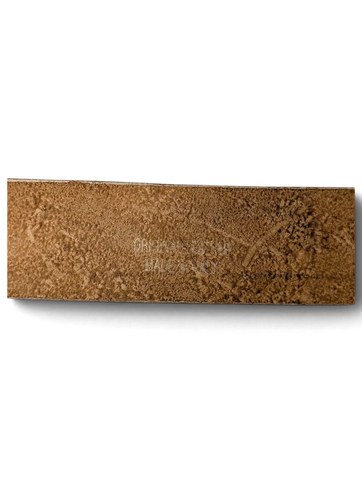 JAKE & IPI Griginialle leather belt showing the textured brown leather surface and embossed brand detailing.