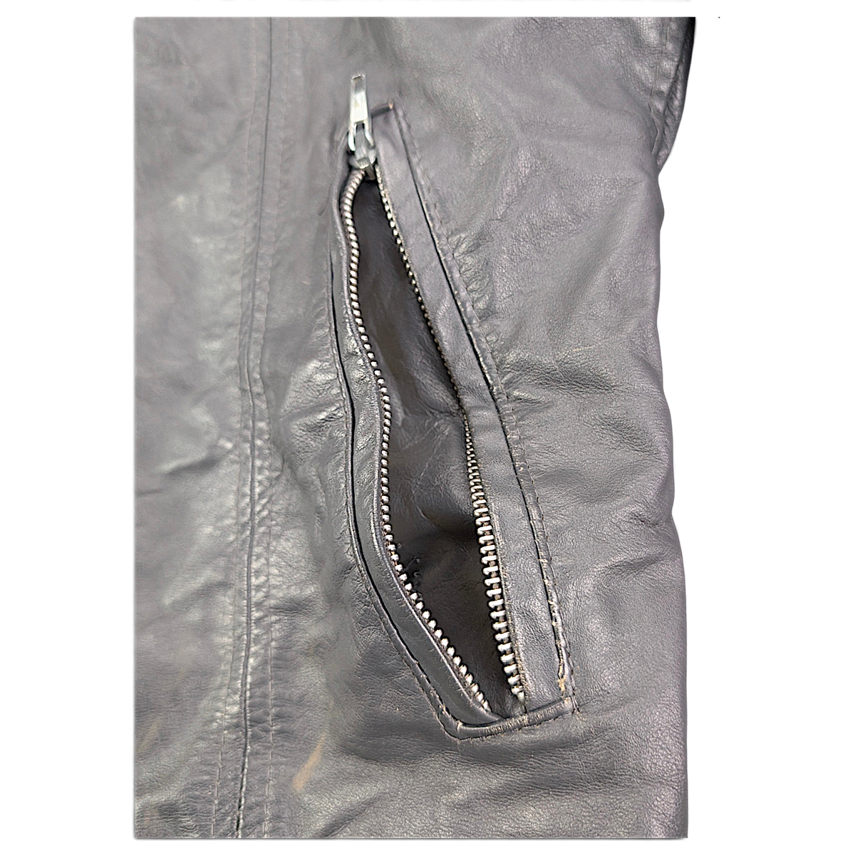 New Dimension Grey Genuine Leather Cafe Racer Jacket – 42 – zipped chest pocket.