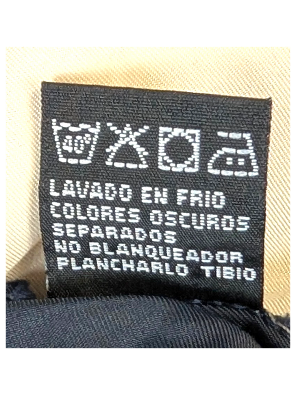 JAKE & IPI beige and navy Hawaiian shirt care label with washing instructions