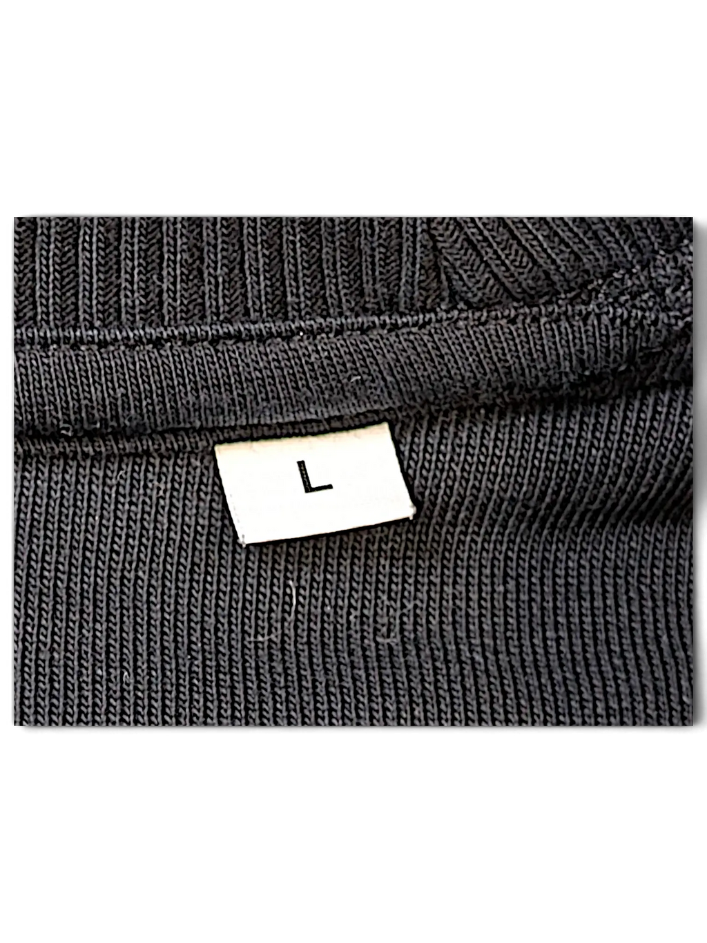 JAKE & IPI IBE Skorpioni crewneck sweatshirt collar detail showing a white size L label on black ribbed fabric