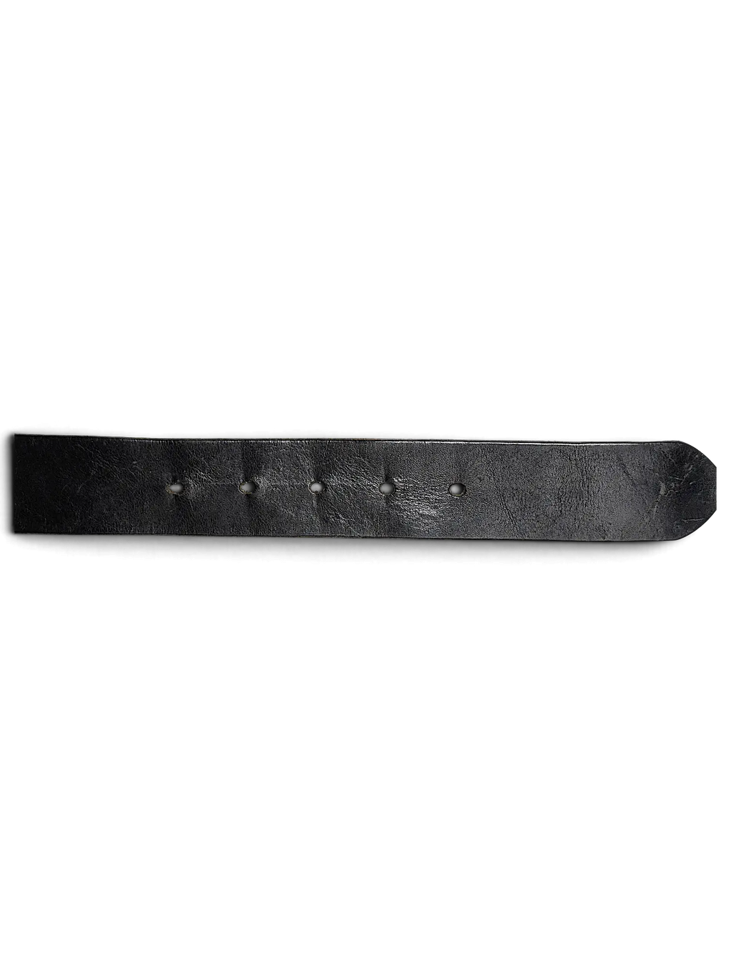 JAKE & IPI Lee black leather belt with punched holes, showing smooth texture and durable construction.