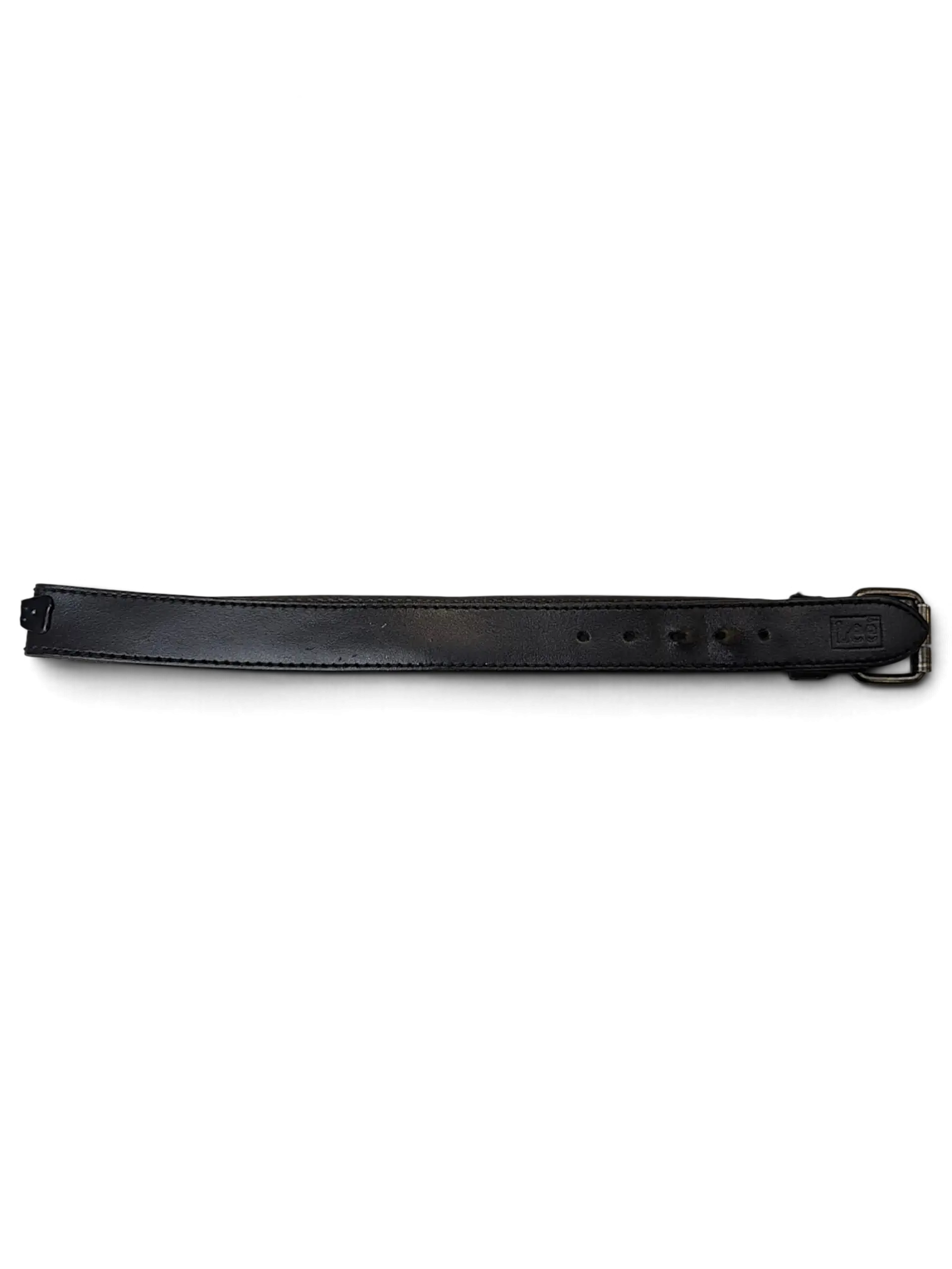JAKE & IPI Lee black leather belt with a metal buckle and embossed logo detail on a white background
