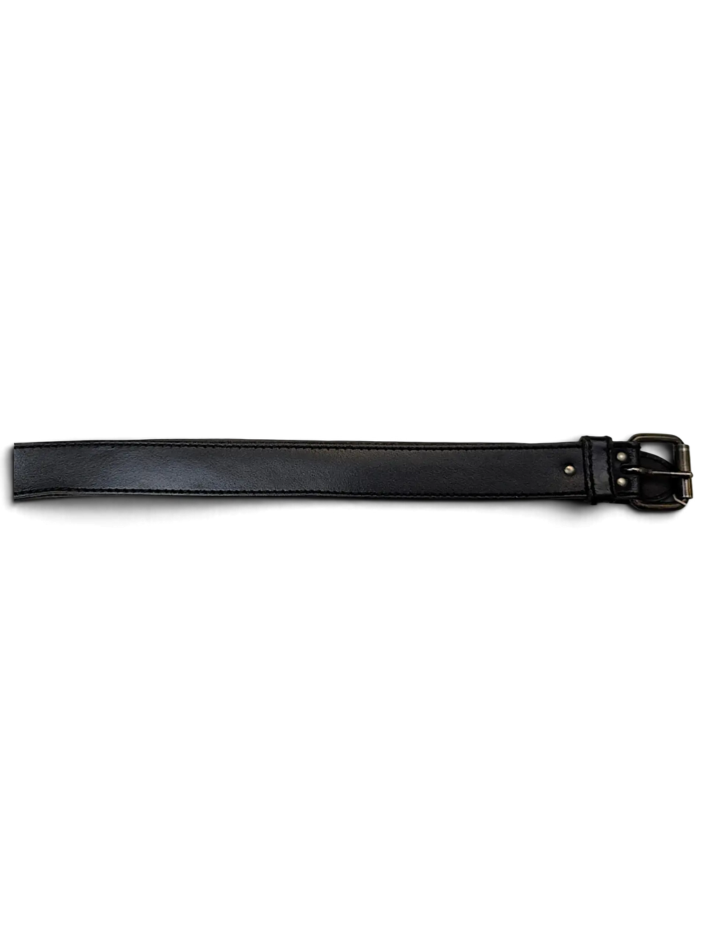 JAKE & IPI Lee black leather belt with a metal buckle and silver-toned clip attachment on a white background