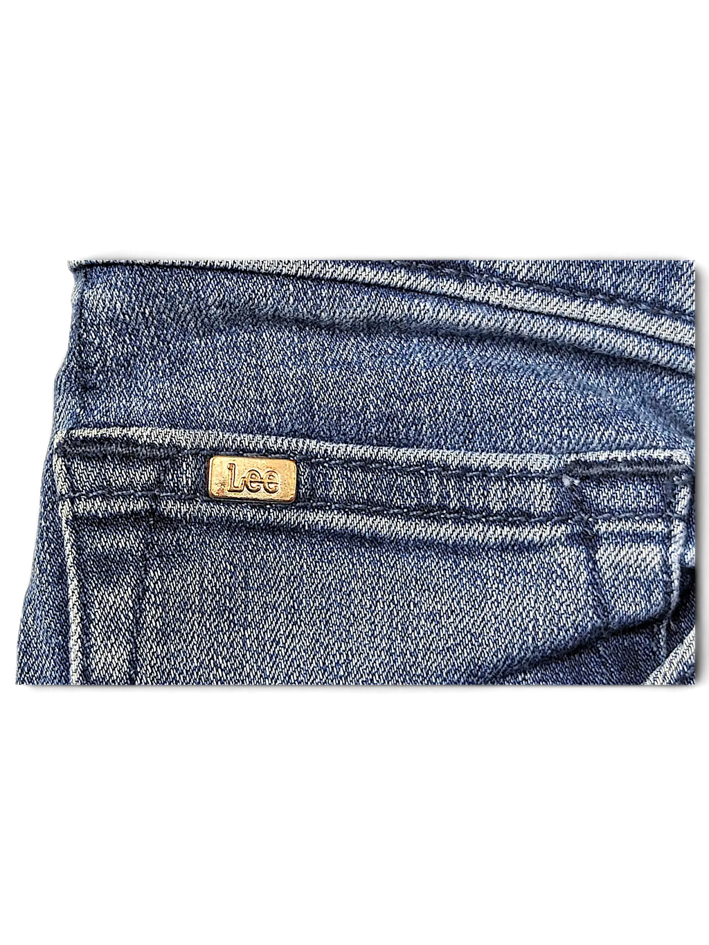 JAKE & IPI Lee plus size regular fit straight leg jeans featuring a classic blue denim wash and metal brand tag