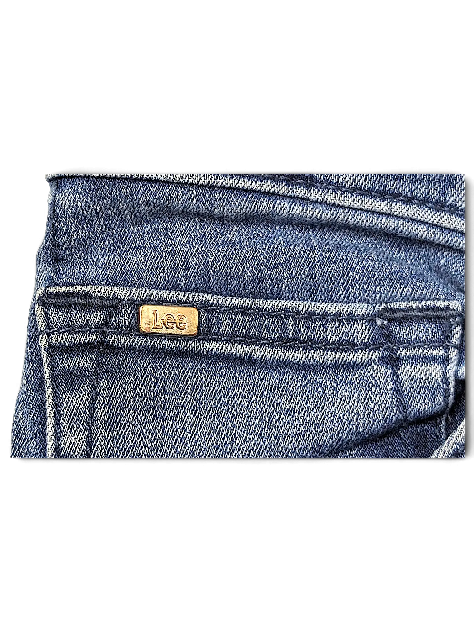 JAKE & IPI Lee plus size regular fit straight leg jeans featuring a classic blue denim wash and metal brand tag