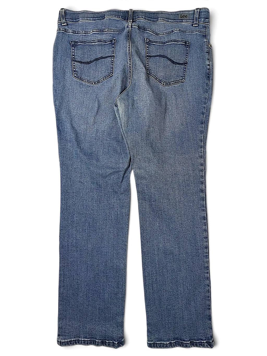 JAKE & IPI Lee plus size regular fit straight leg jeans in medium wash denim with back pockets
