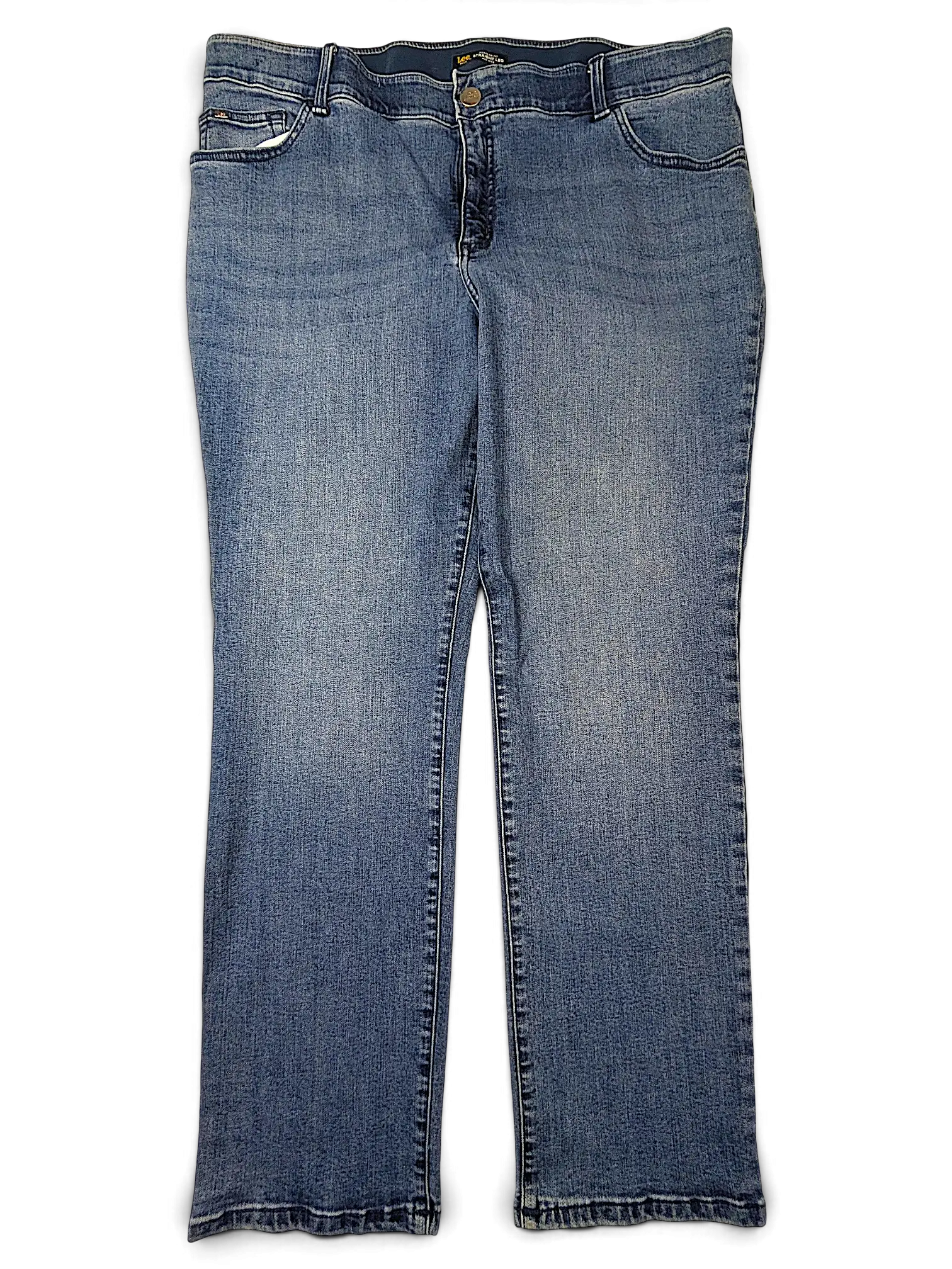 JAKE & IPI Lee Plus regular fit straight leg jeans in medium wash denim with a comfortable mid-rise waistband.