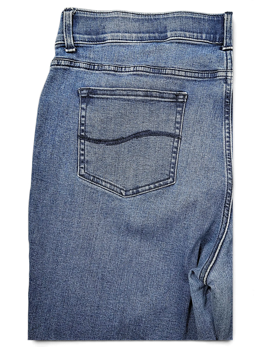 JAKE & IPI Lee Plus regular fit straight leg mid rise jeans in medium wash denim with signature back pocket stitching