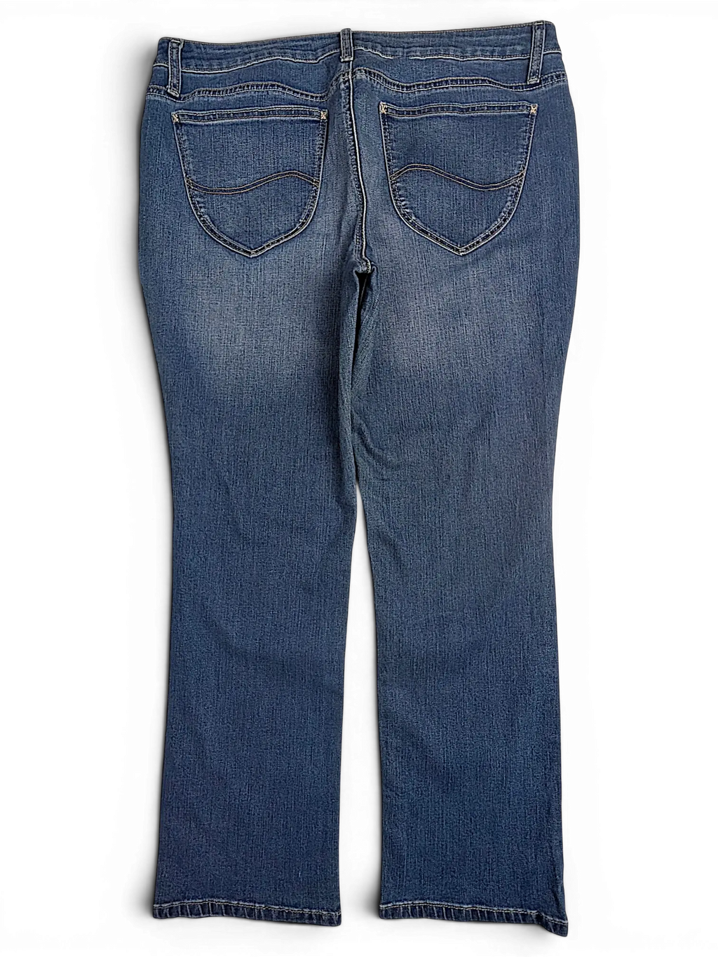 JAKE & IPI Lee Riders midrise straight leg jeans in medium wash denim with back pocket stitching detail