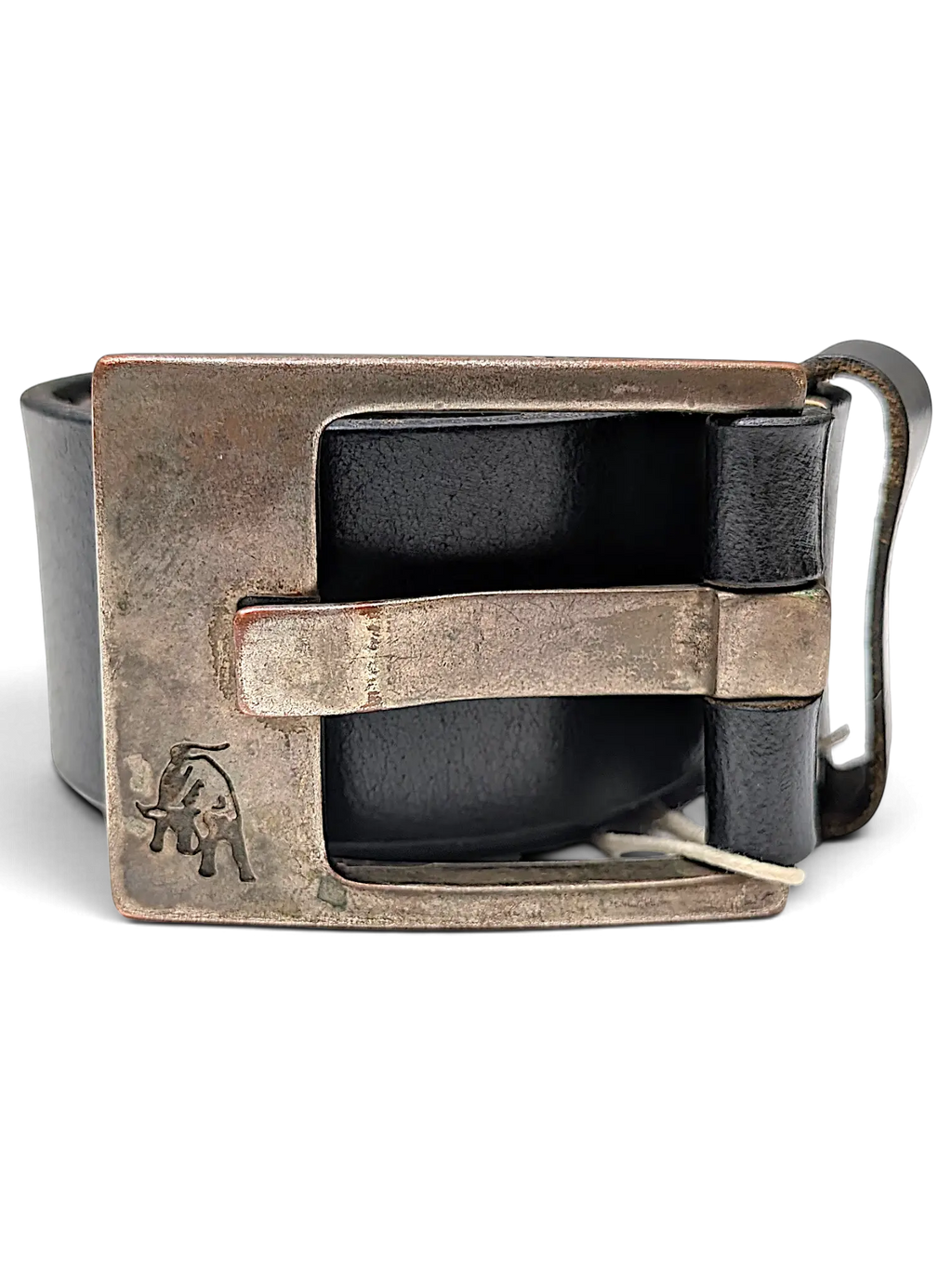 JAKE & IPI Legend black leather belt featuring a distressed silver-tone metal buckle with a bull logo engraving.