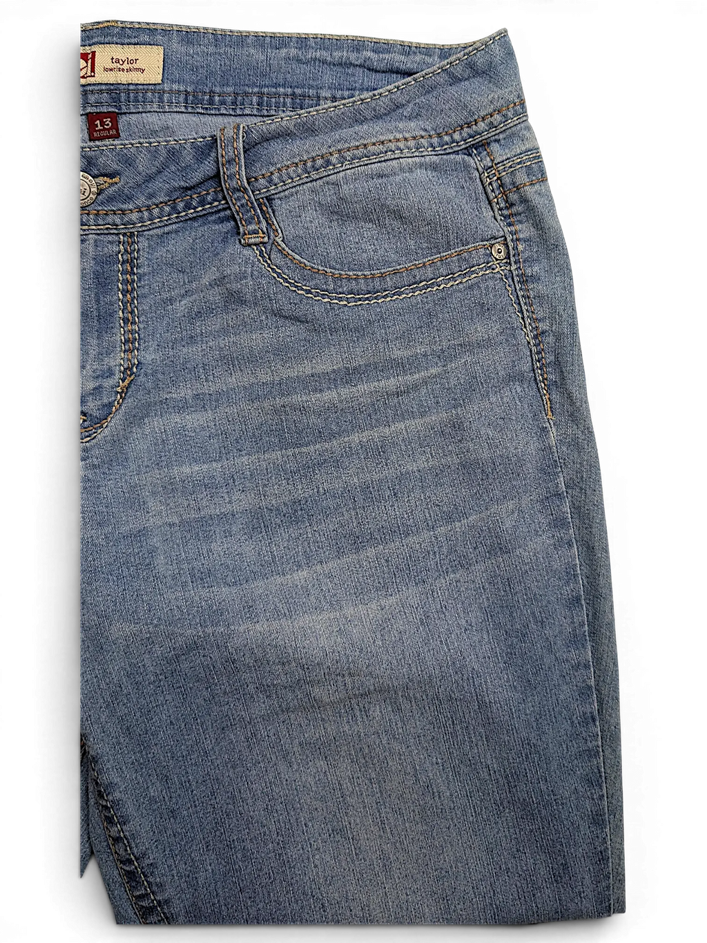 JAKE & IPI l.e.i. Taylor lowrise skinny jeans in medium wash blue denim with contrast stitching and front pockets