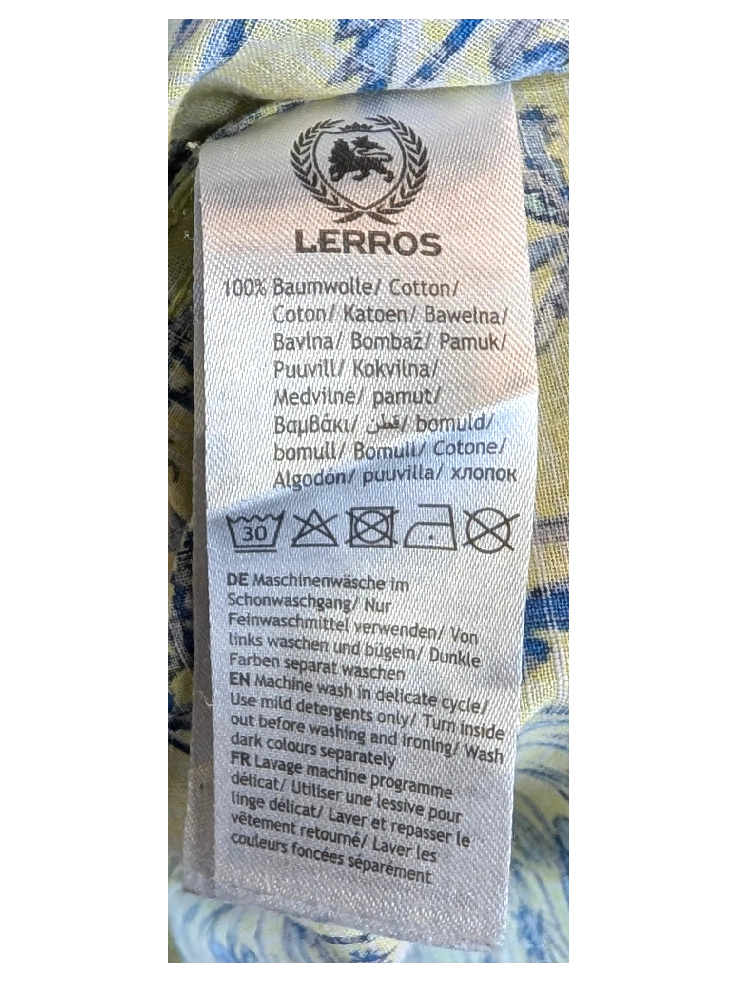 JAKE & IPI Lerros Hawaiian shirt care label showing 100% cotton composition and washing instructions