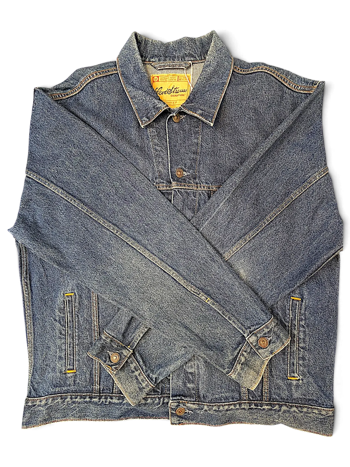JAKE & IPI Levi Strauss Signature dark blue denim jacket with classic collar, button front, and side pockets.