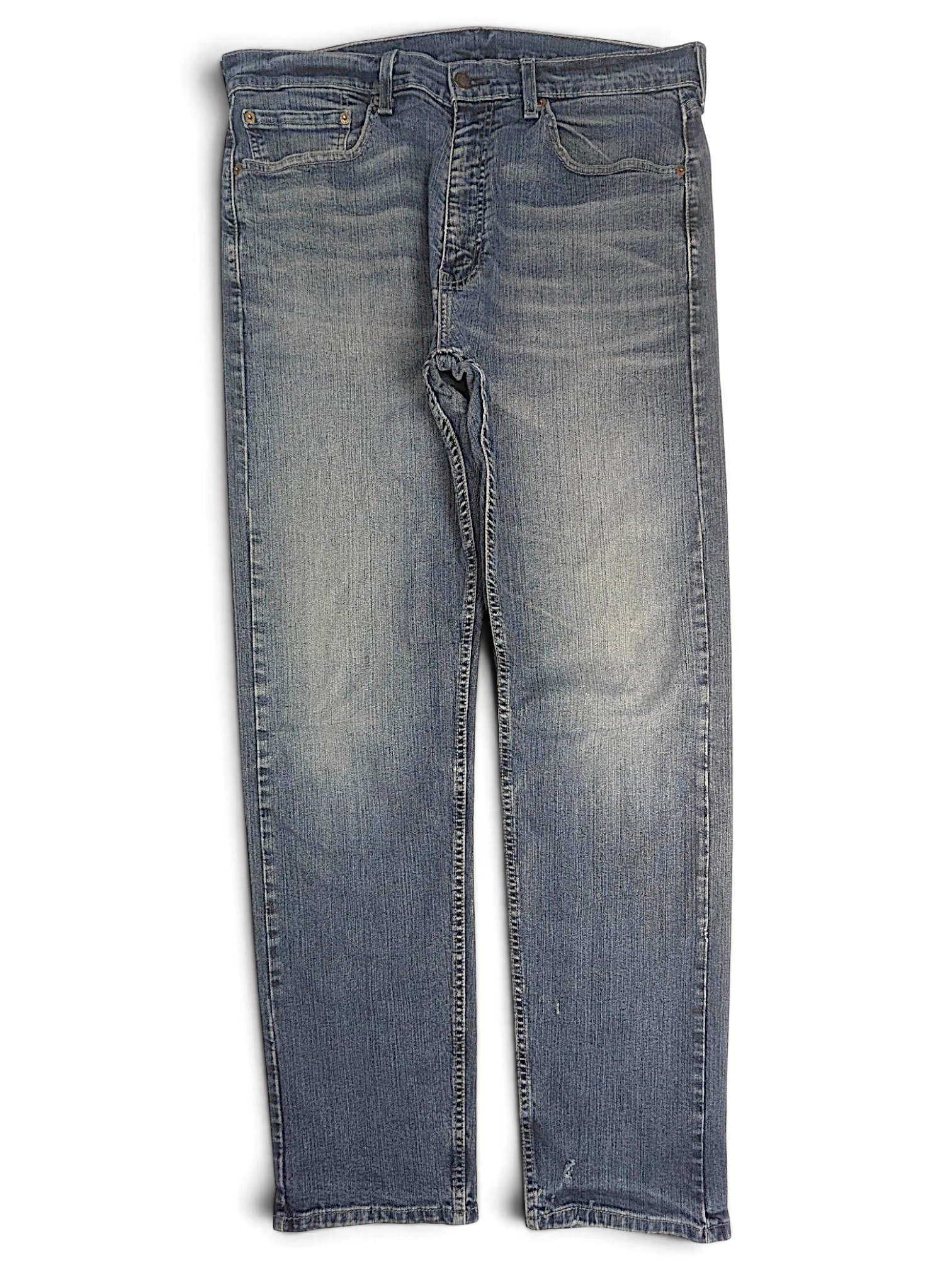 JAKE & IPI pre-owned Levi’s 505 regular straight jeans in faded blue stretch denim with distressed details.