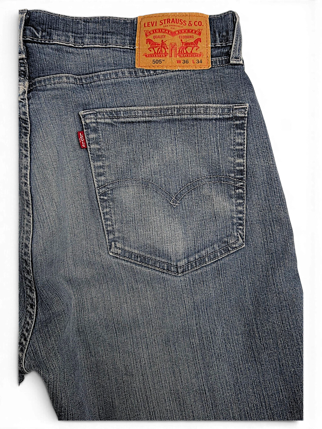 JAKE & IPI pre-owned Levi’s 505 regular straight jeans in faded blue denim with iconic leather back patch