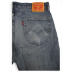 JAKE & IPI käytetyt Levi's 505 Regular Straight -farkut, haalistunutta sinistä farkkua ja ikoninen nahkainen takalappu