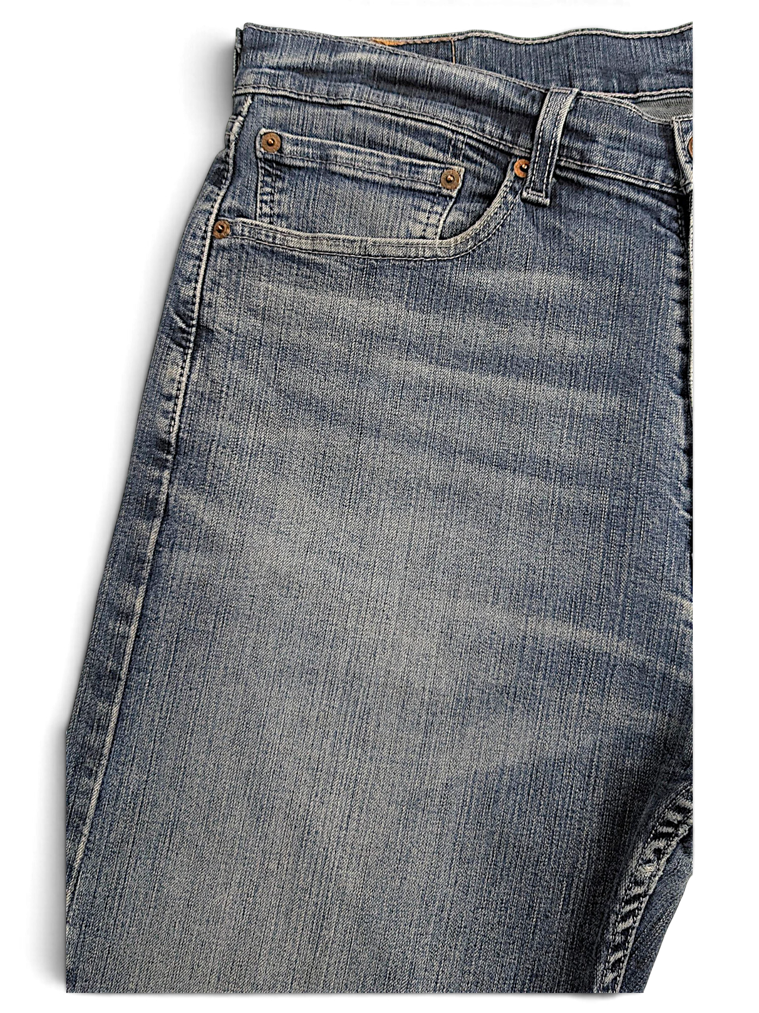 JAKE & IPI pre-owned Levi’s 505 regular straight jeans in faded blue stretch denim with distressed details.