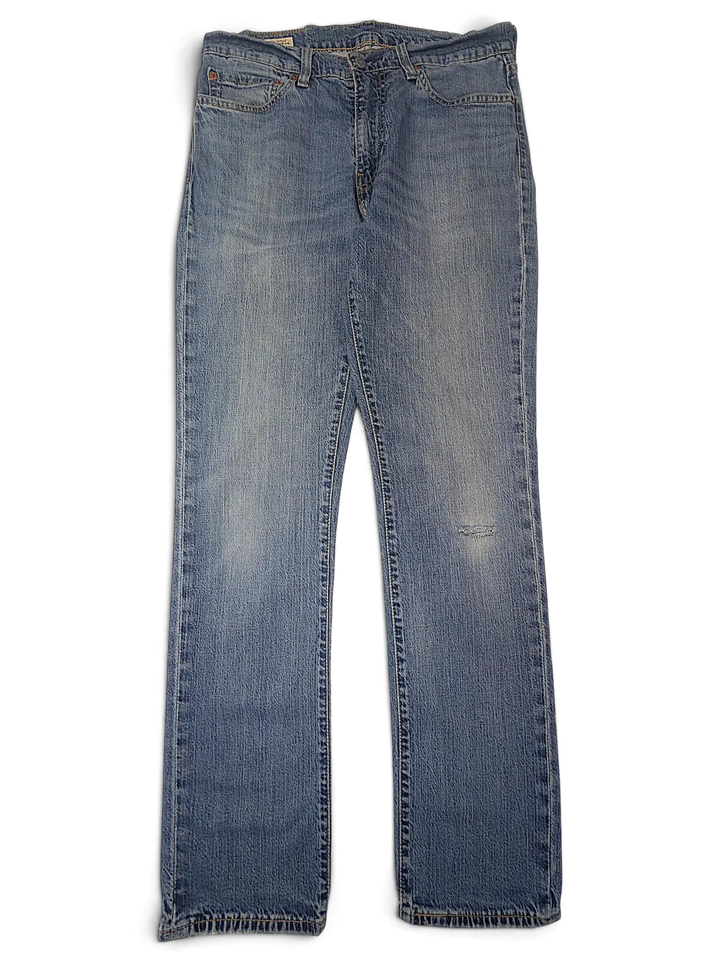 JAKE & IPI Levi's 511 blue denim jeans with a classic five-pocket design and a slim fit silhouette.