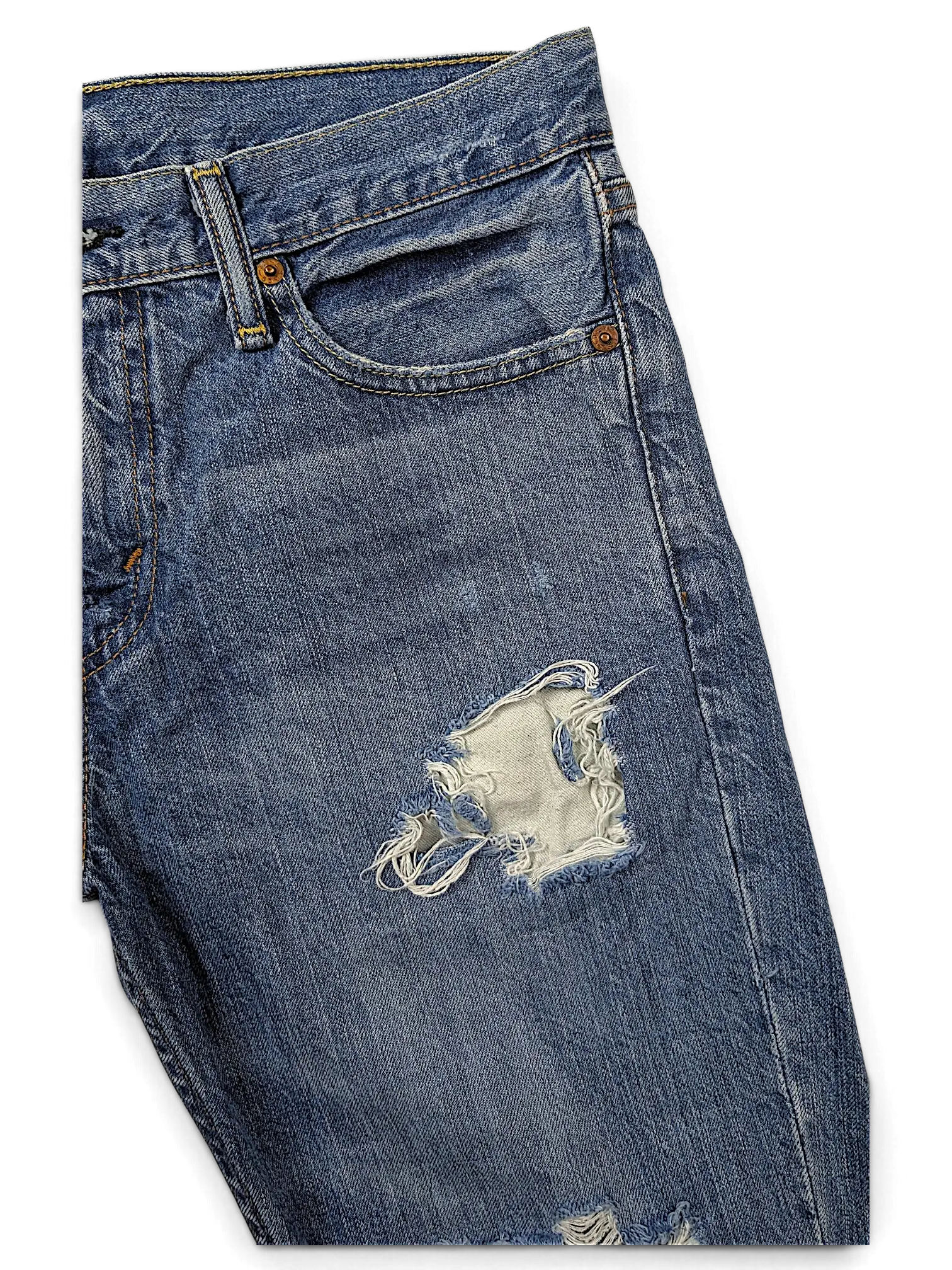 JAKE & IPI Levi's 511 blue denim jeans featuring distressed ripped details and a classic five-pocket design.