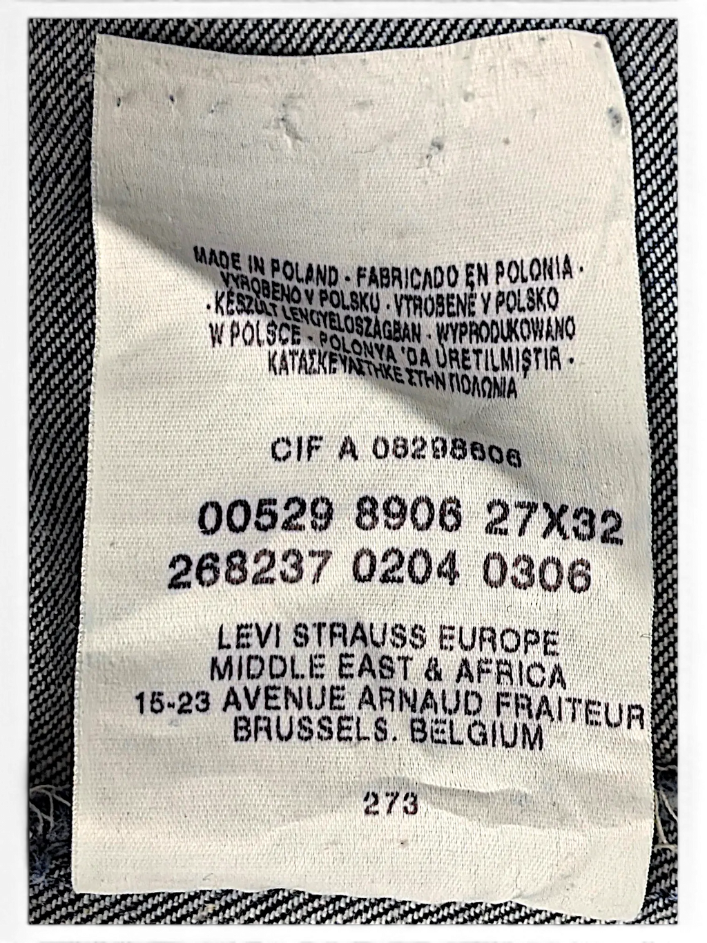 JAKE & IPI Levi's 529 89 bootcut jeans interior garment care label with size 27x32 and manufacturing details