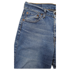 JAKE & IPI Levi's 584 87 siniset farkut klassisella viisitaskurakenteella ja kupariniiteillä.