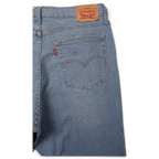 JAKE & IPI Levi's 726 vaaleansiniset flare-farkut takataskulla ja nahkaisella merkkilapulla