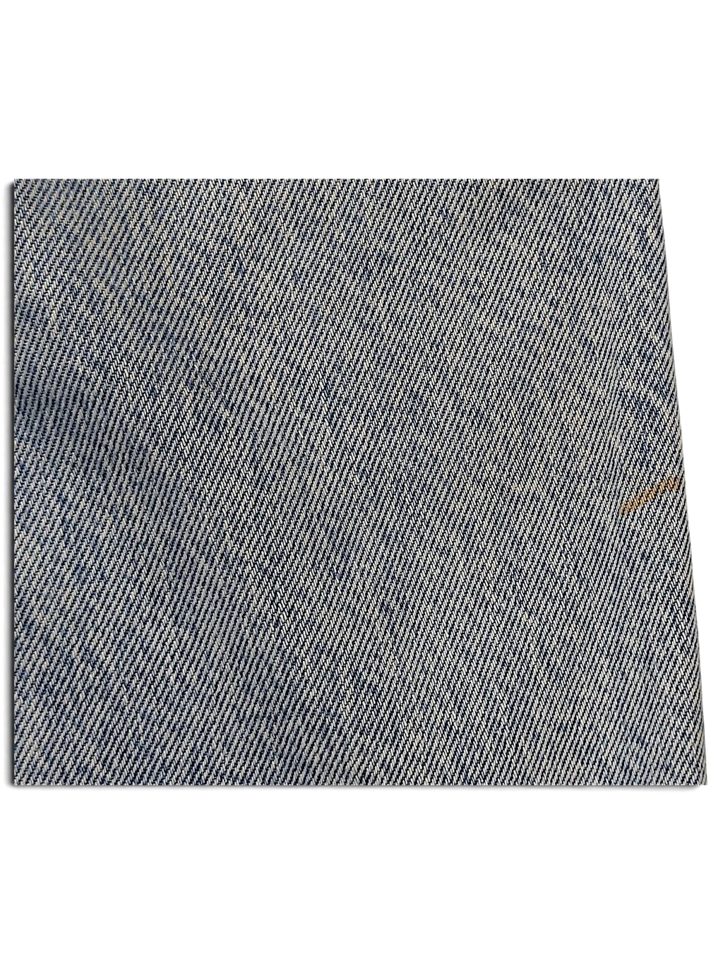 Close-up of blue denim fabric on Levi's W27 L29 jeans from JAKE & IPI showing classic twill texture