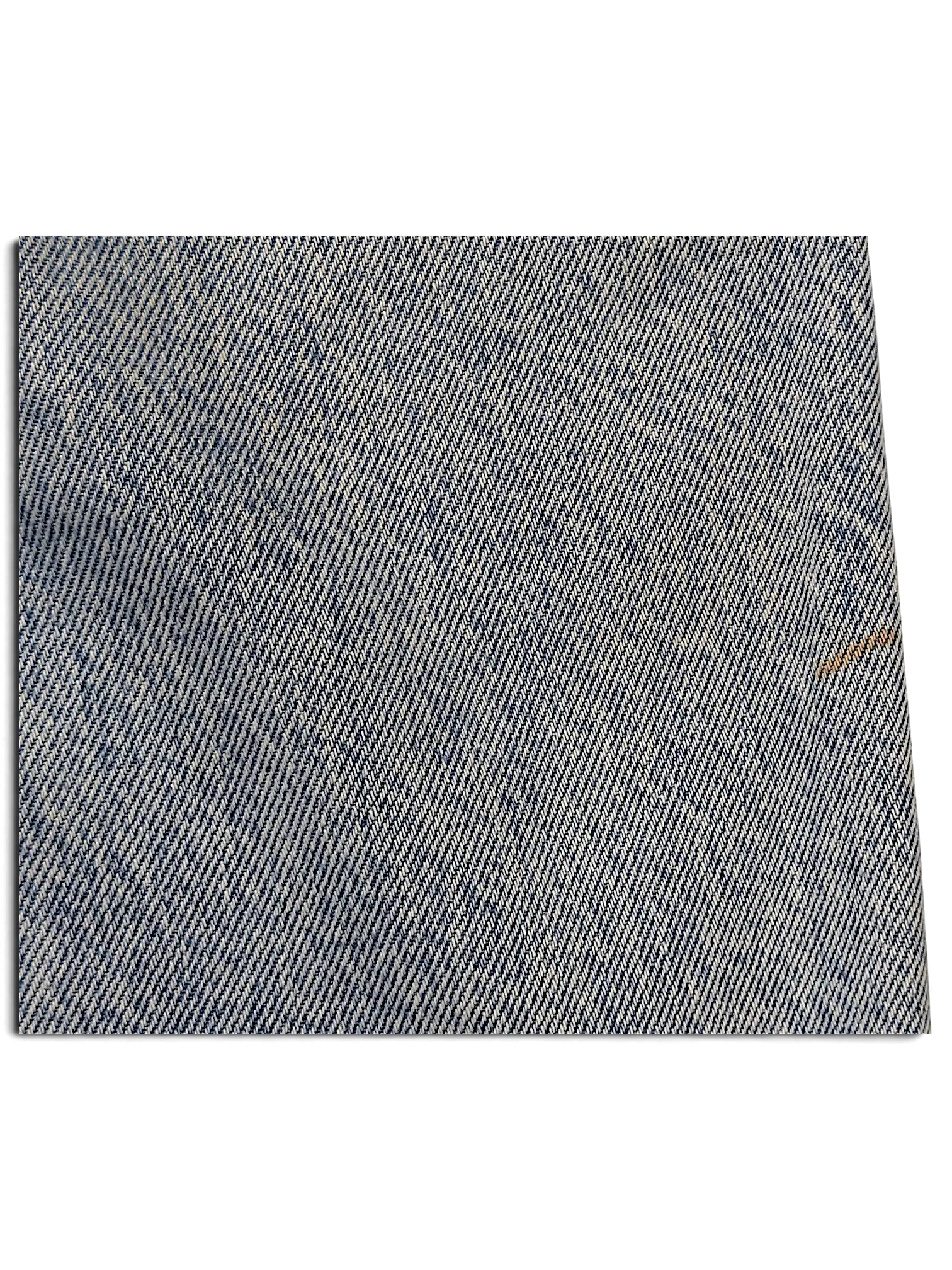 Close-up of blue denim fabric on Levi's W27 L29 jeans from JAKE & IPI showing classic twill texture