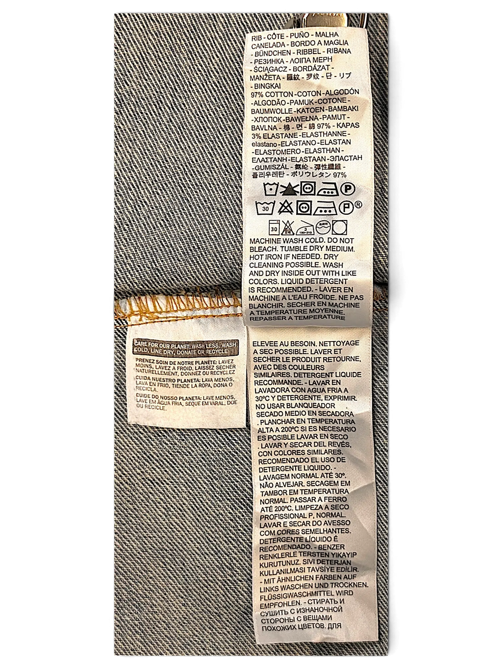JAKE & IPI Levi's denim jacket interior care label with washing instructions and fabric composition details