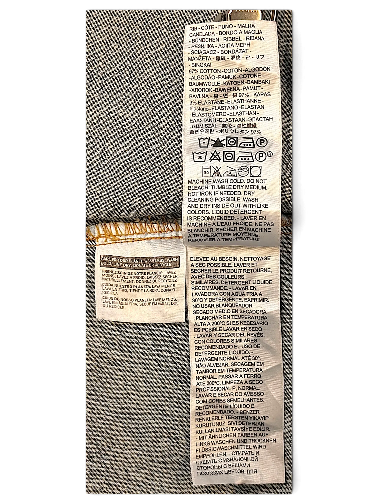 JAKE & IPI Levi's denim jacket interior care label with washing instructions and fabric composition details