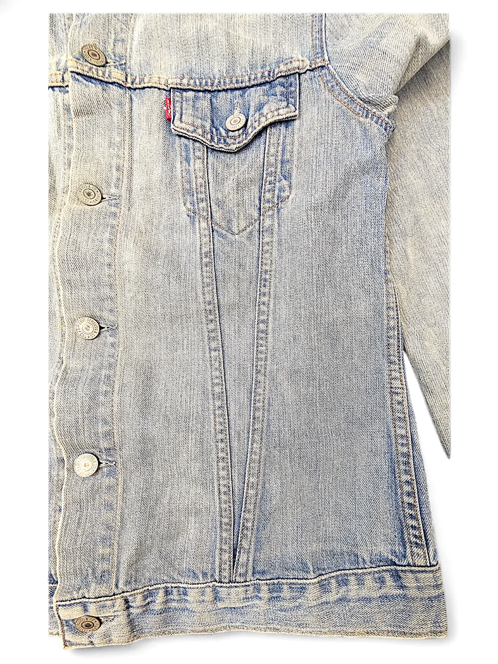 JAKE & IPI Levi's light wash distressed denim jacket with metal button closure and chest pocket detail