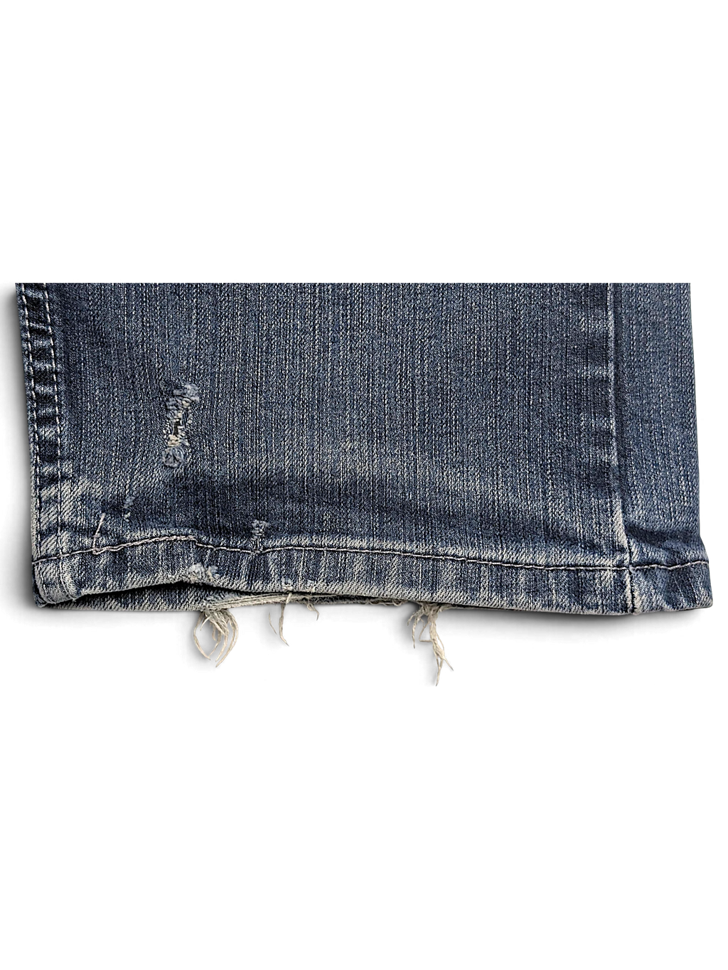 JAKE & IPI Levi’s 505 faded blue stretch denim jeans featuring a distressed frayed hem and worn-in texture.