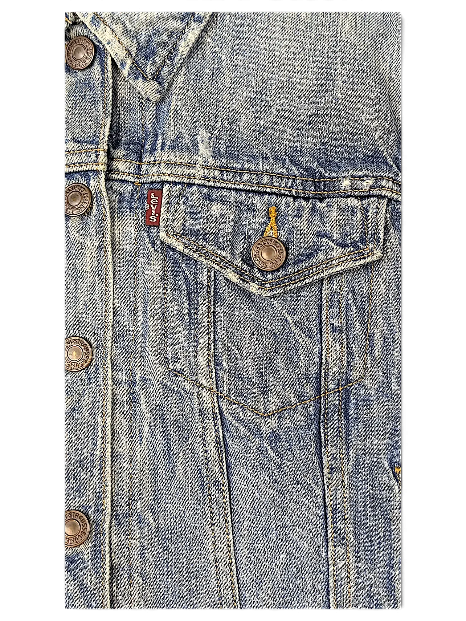 JAKE & IPI Levi's Strauss girls light wash denim jacket featuring a classic button-down pocket and metal hardware