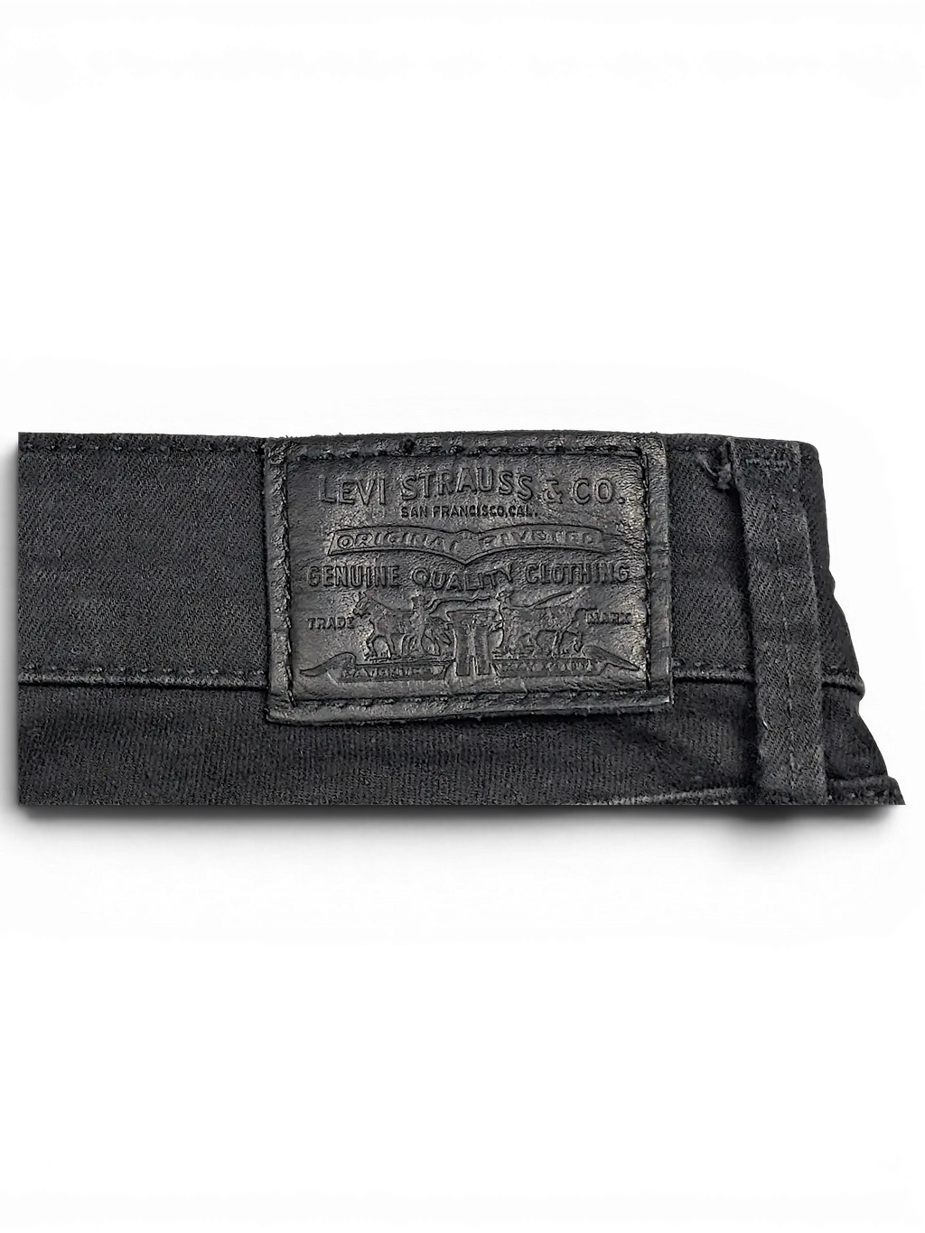 JAKE & IPI Levi's 710 Super Skinny jeans featuring a black leather-look branded back waist patch.