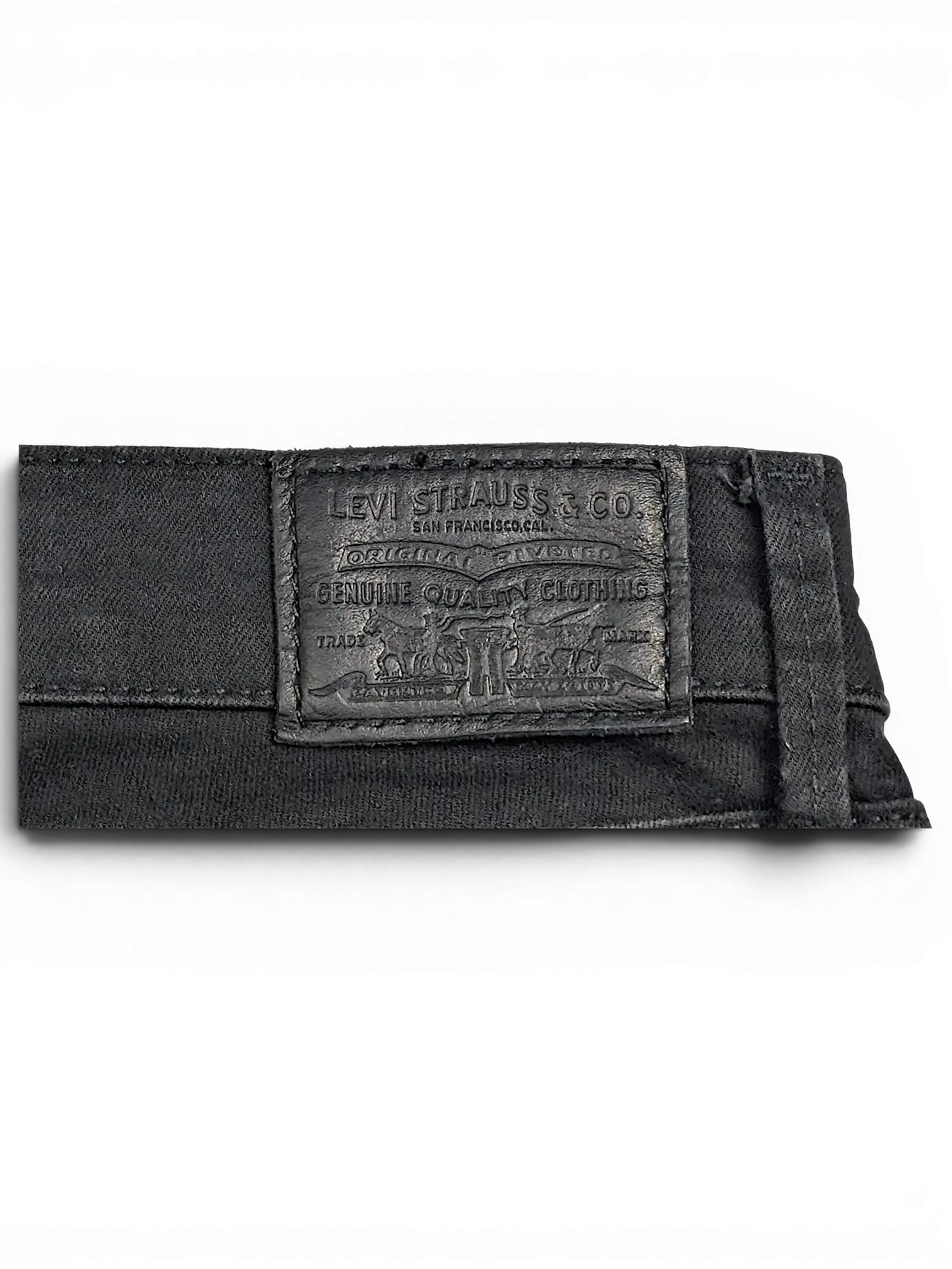 JAKE & IPI Levi's 710 Super Skinny jeans featuring a black leather-look branded back waist patch.
