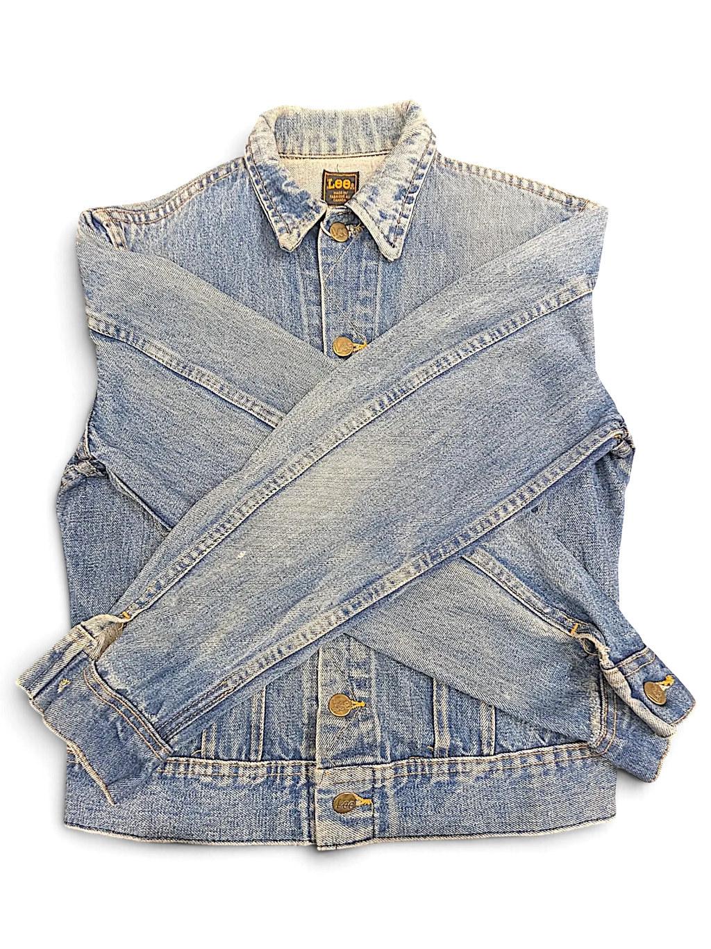 JAKE & IPI vintage-style light wash blue denim jacket with a classic collar and button-front closure