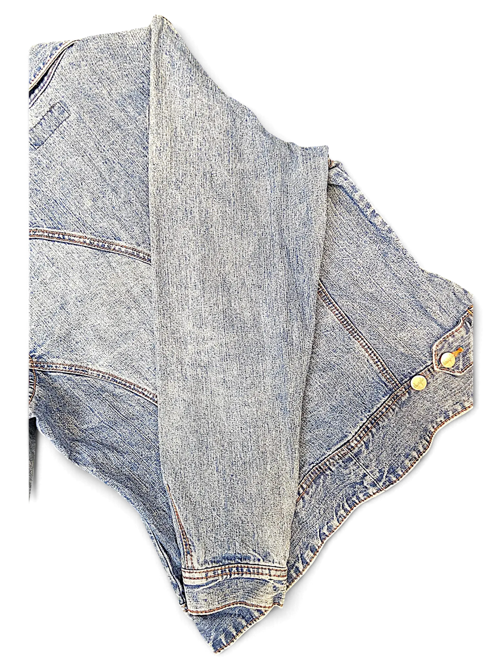 JAKE & IPI Wrangler blues denim jacket in light wash blue with classic stitching and metal button details