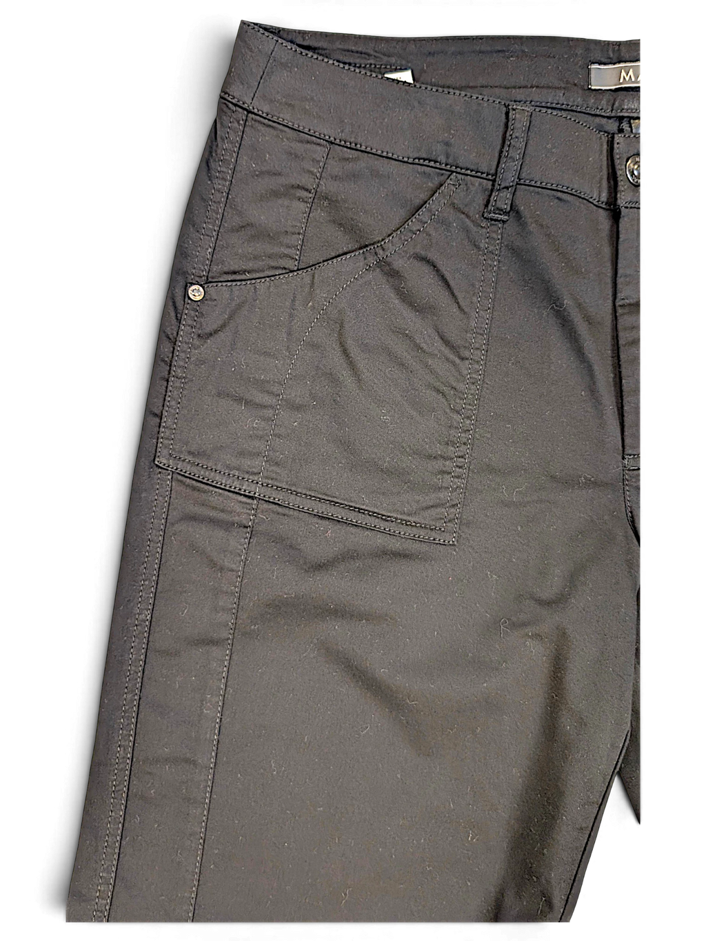 JAKE & IPI pre-owned MAC Jeans black bootcut trousers with front pocket detail and clean dark finish